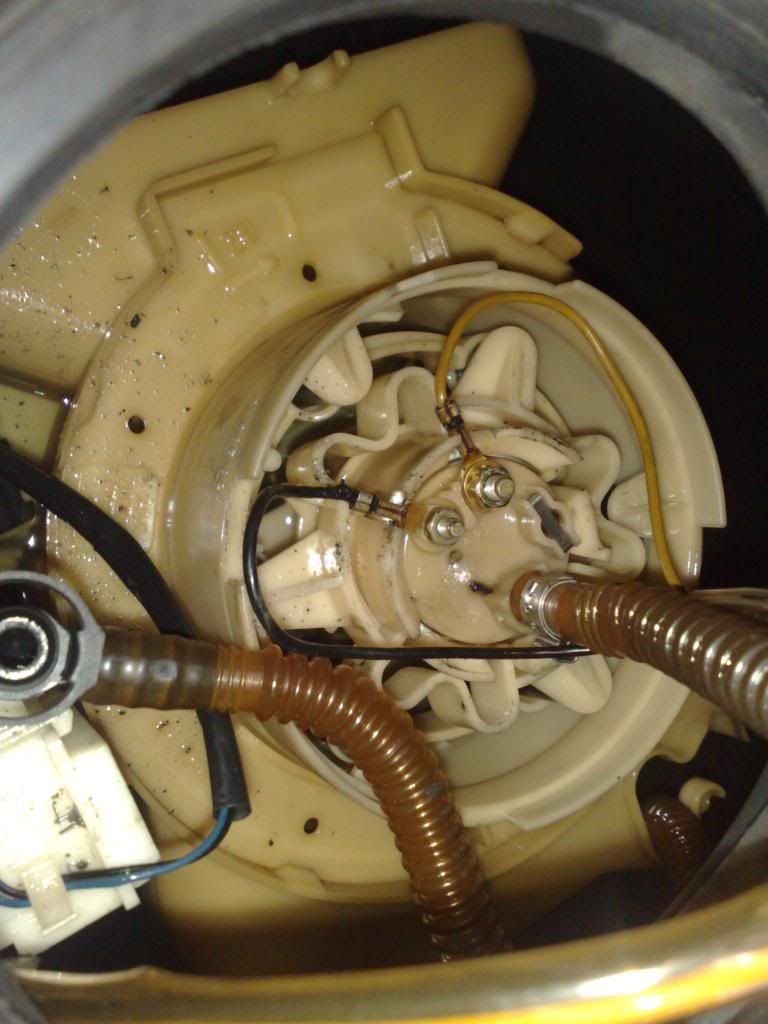 fuel pump fuse keeps blowing?