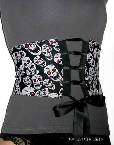 black and white skulls print corset belt