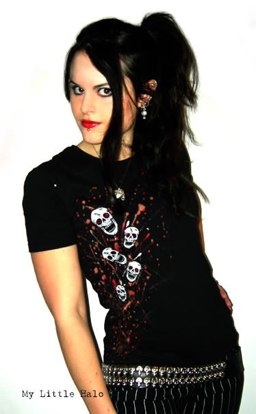 black and red skulls t shirt