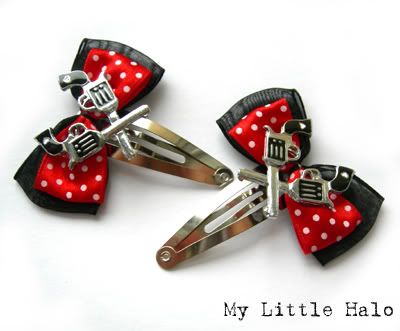crossed pistols hair bow clips