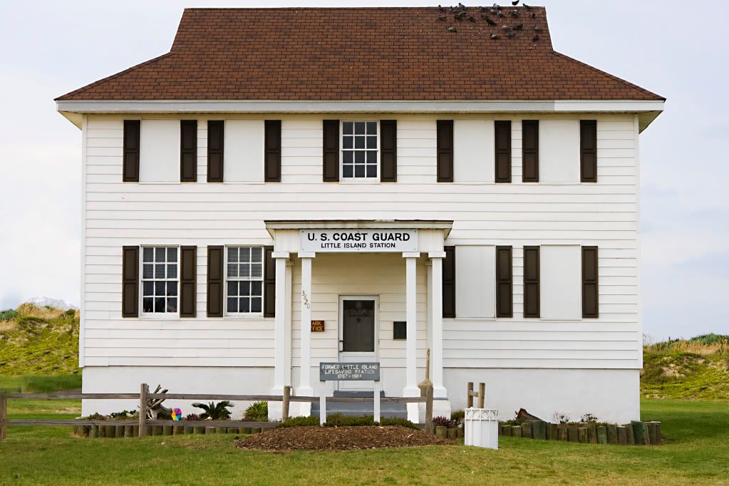 IMAGE: http://i571.photobucket.com/albums/ss153/drsimnal/clonedcoastguardsharpenedbluesup.jpg