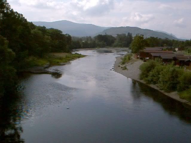 river_spey_at_aviemore.jpg