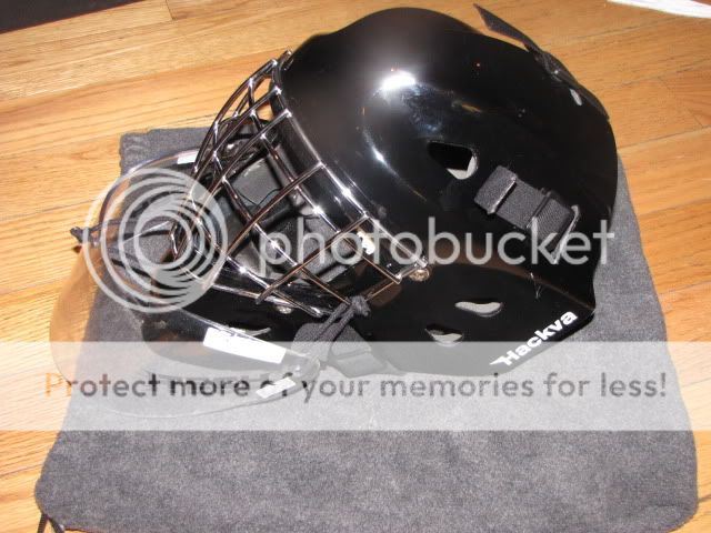 Hackva Goalie Helmet 2608 Carbon Medium Senior Ice Hockey  